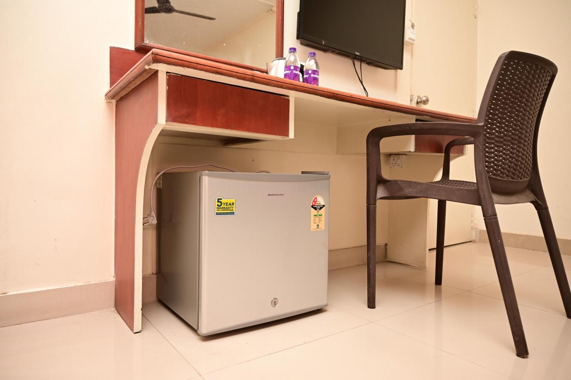 Hmr - Hmr Royal Hotel Pune