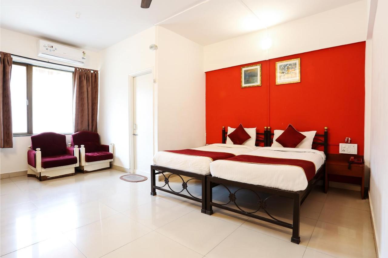 Hmr - Hmr Royal Hotel Pune